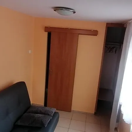 Olenka Quarto em Acomodações Particulares